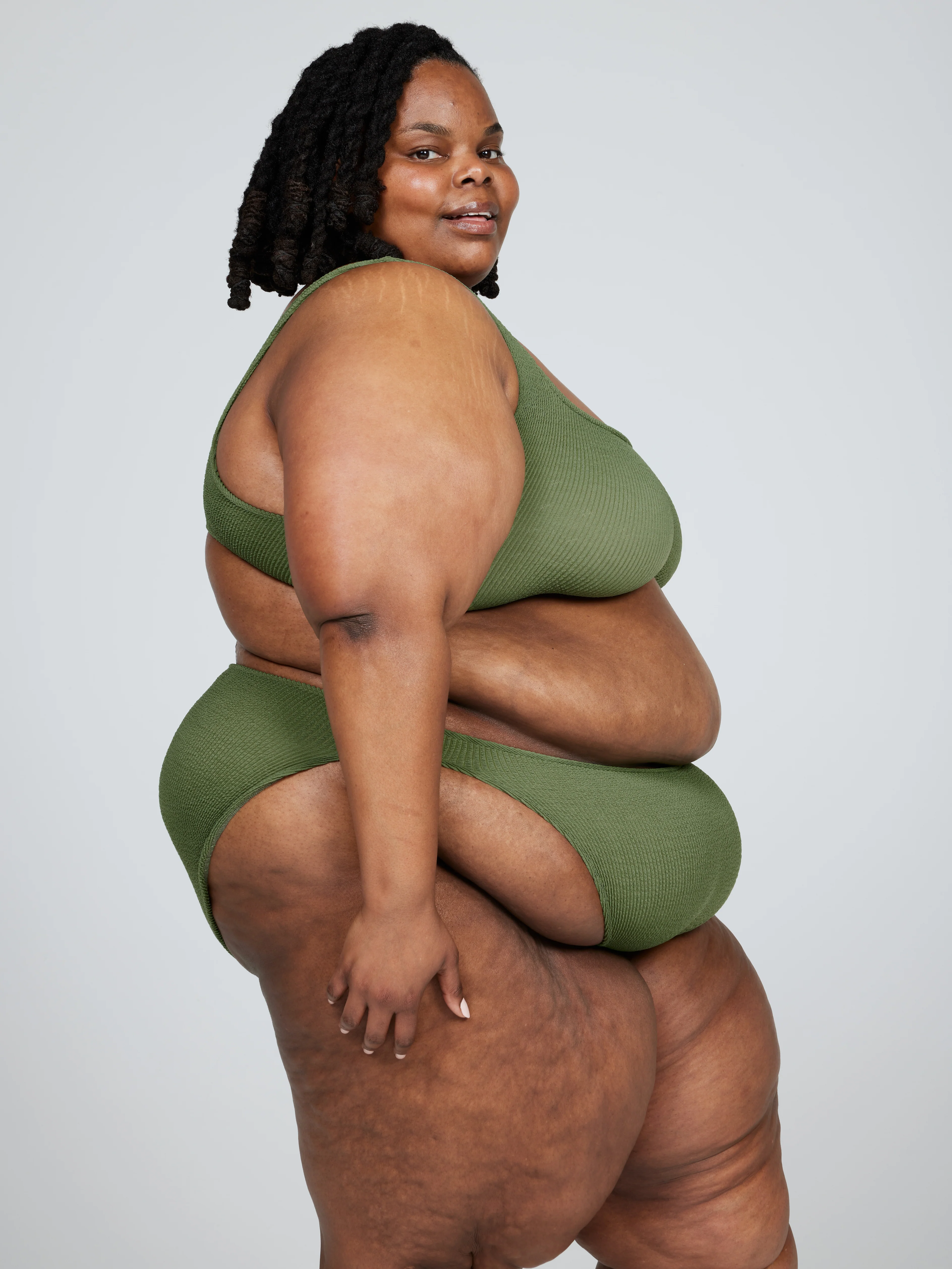 Aplomb Standard Waist Two-Piece - Image 11