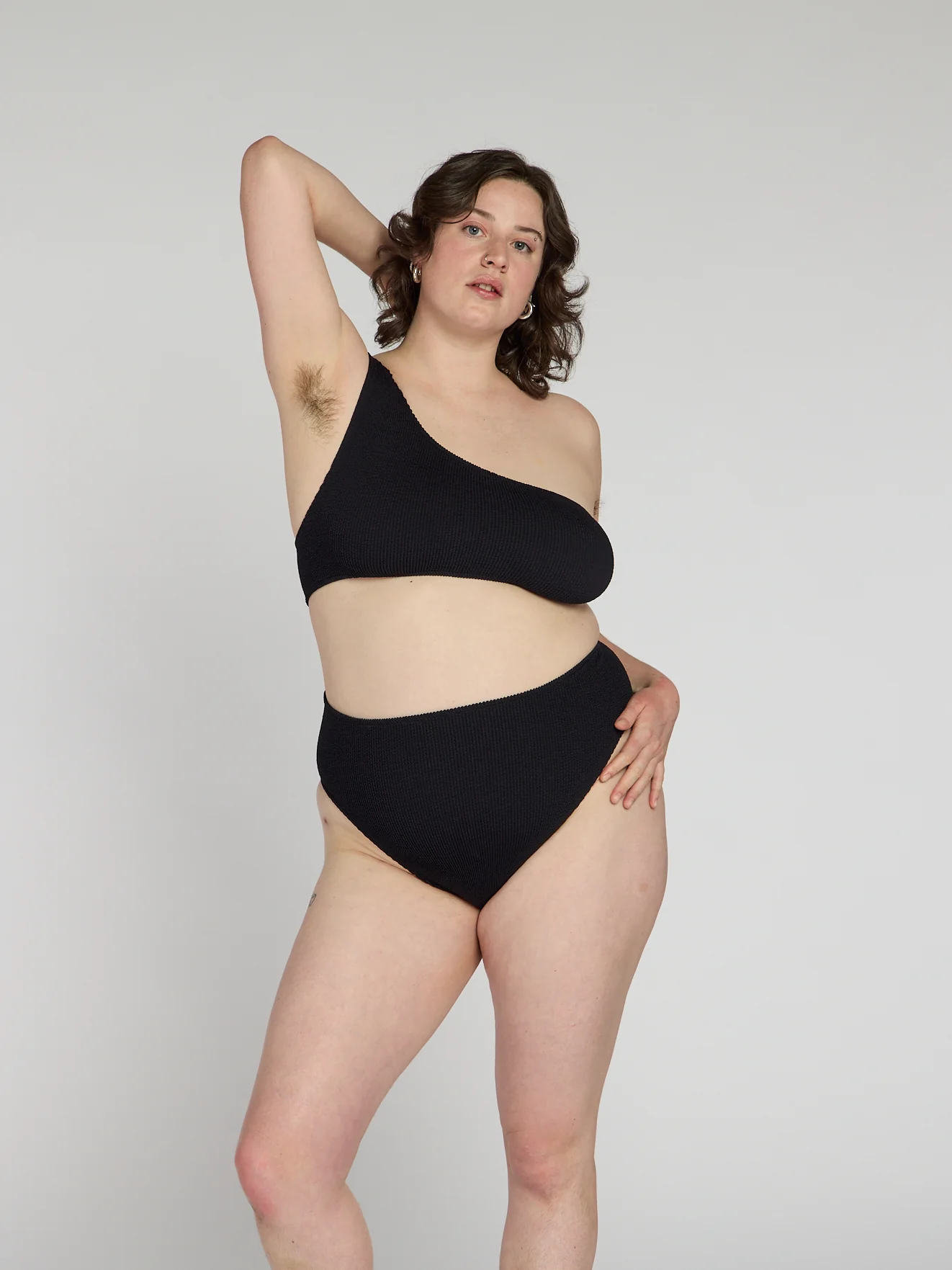 Una High Waist Two-Piece - Image 26