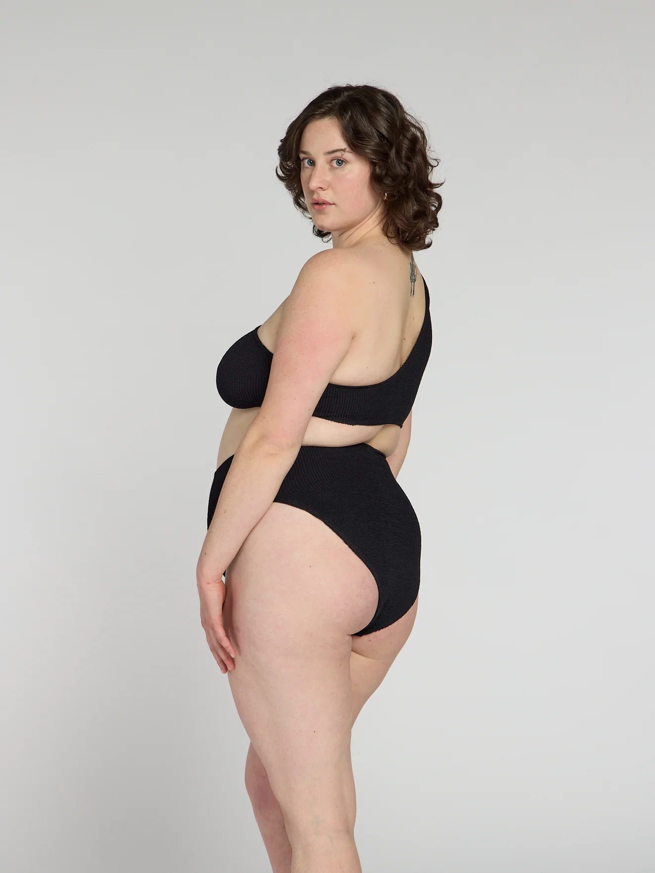 Una High Waist Two-Piece - Image 28