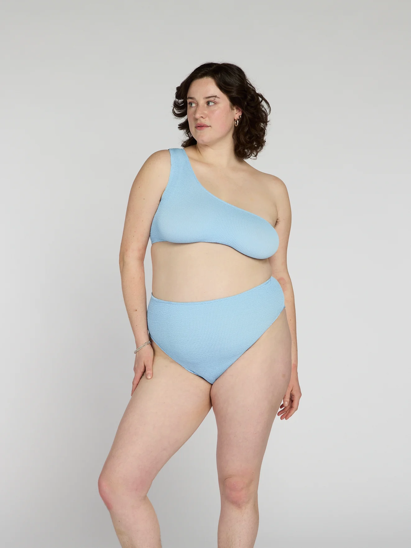 Una High Waist Two-Piece - Image 39
