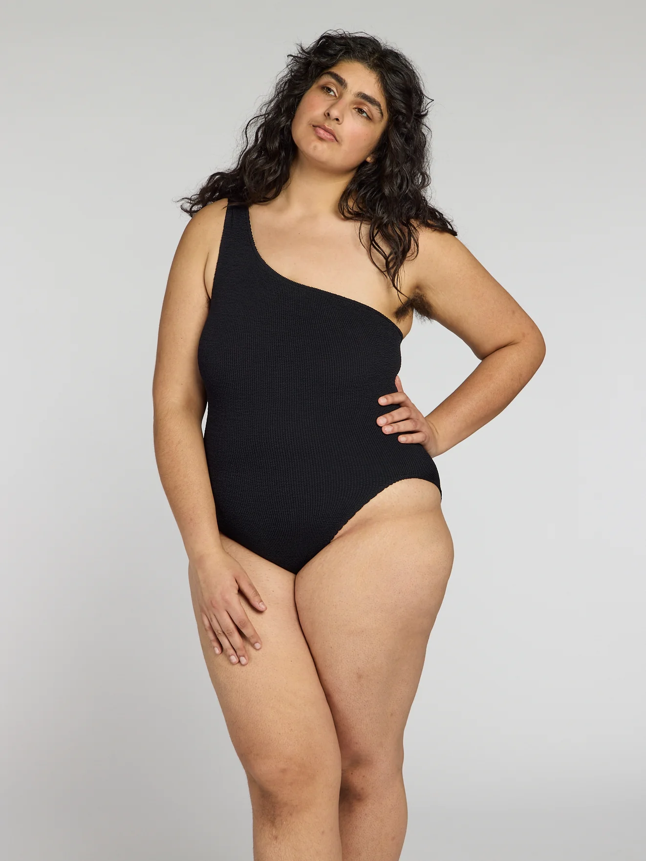 Una One-Piece - Image 19