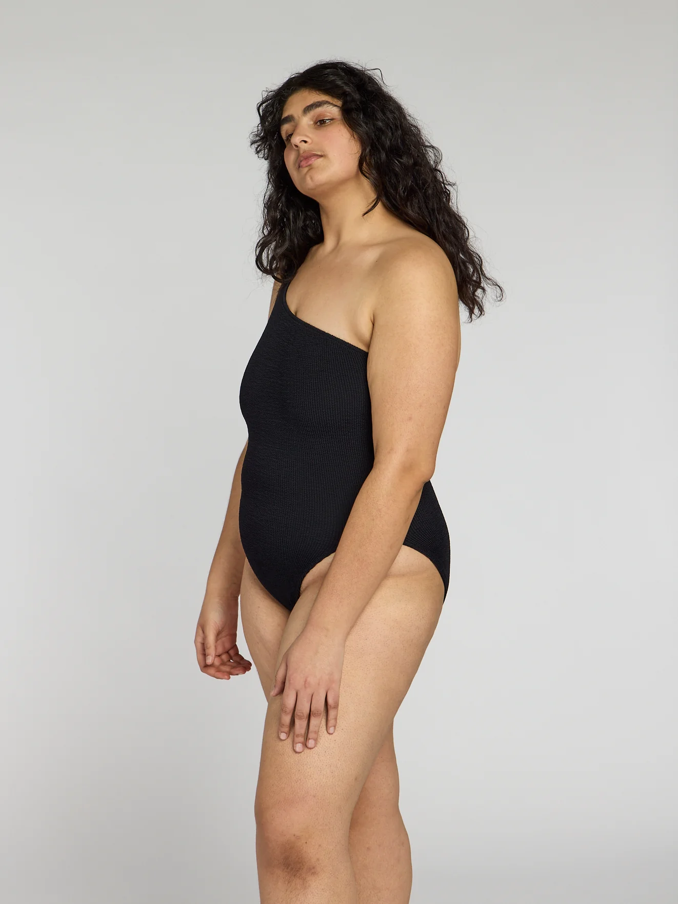 Una One-Piece - Image 22