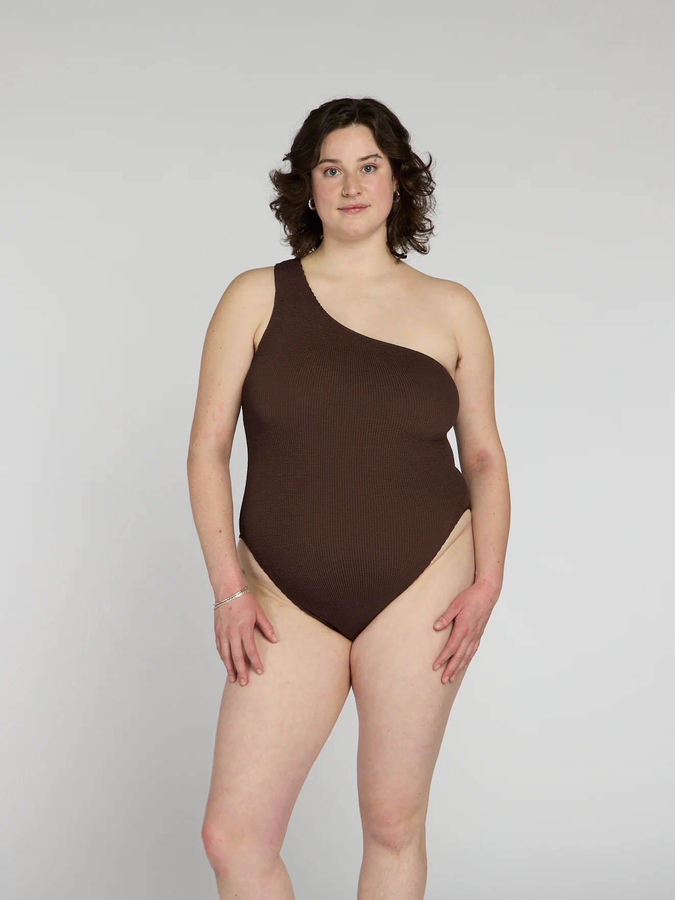 Una One-Piece - Image 23