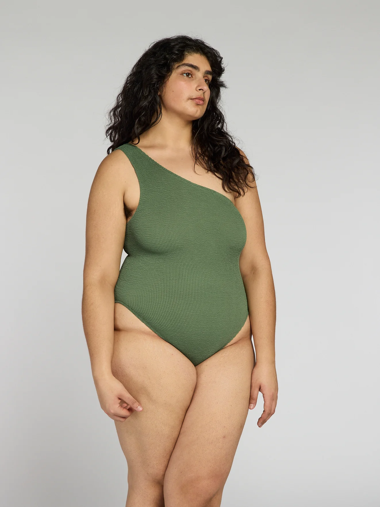 Una One-Piece - Image 28