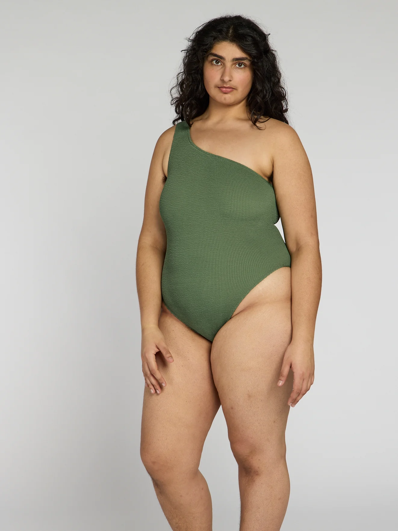 Una One-Piece - Image 29