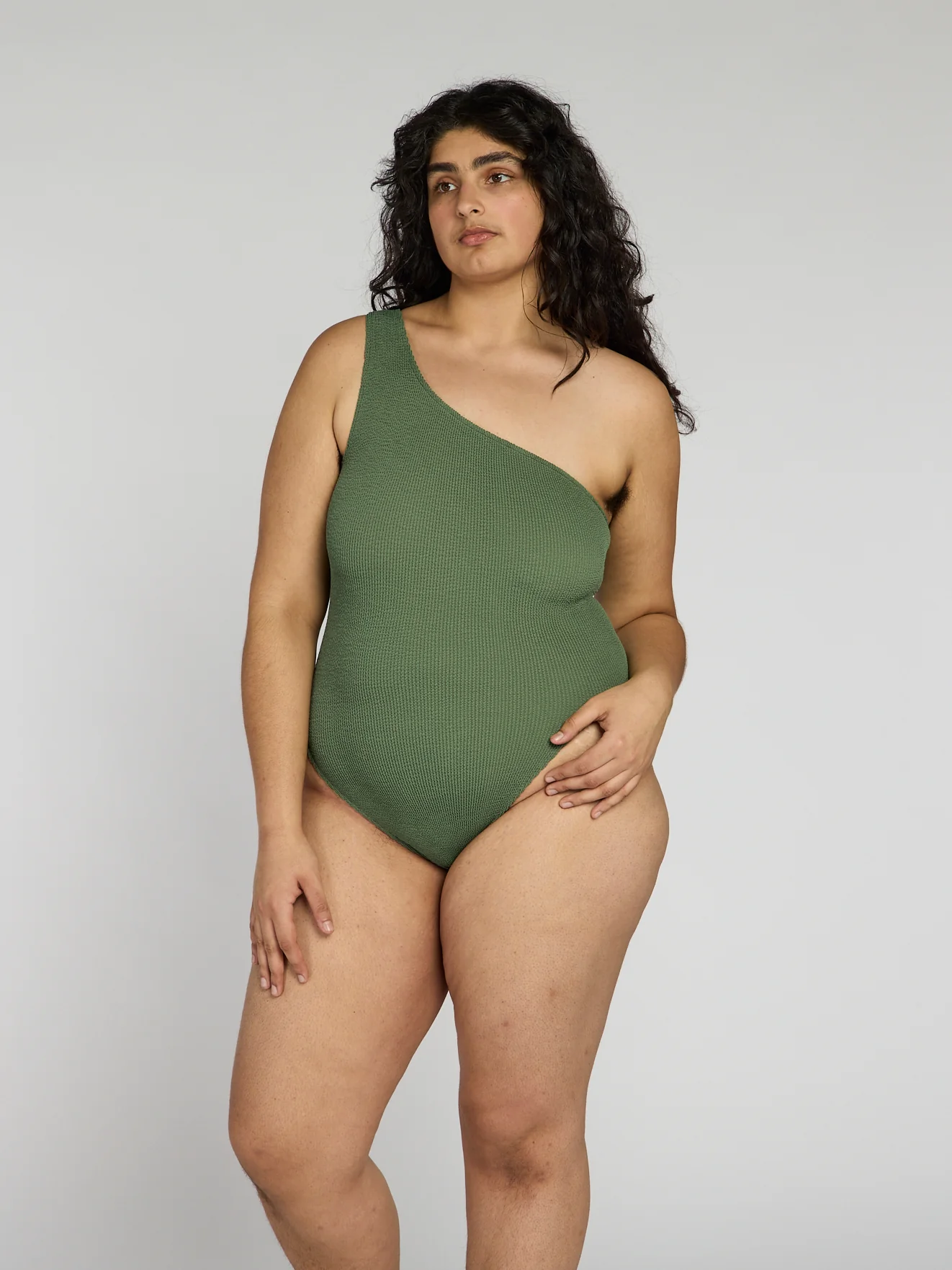 Una One-Piece - Image 31